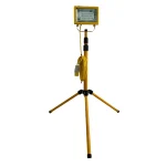 110V Folding Telescopic Tripod Light 500W 5m 16amp - (10923)